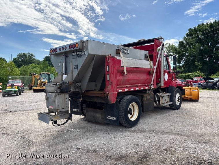 image for item DQ5491 2016 Freightliner 108SD dump truck