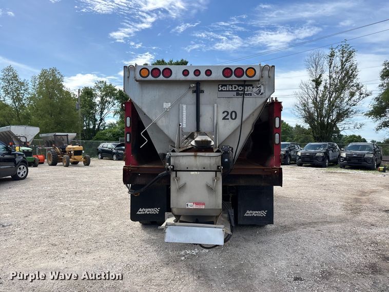 image for item DQ5491 2016 Freightliner 108SD dump truck