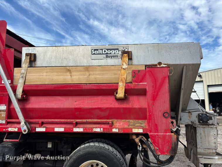 image for item DQ5491 2016 Freightliner 108SD dump truck