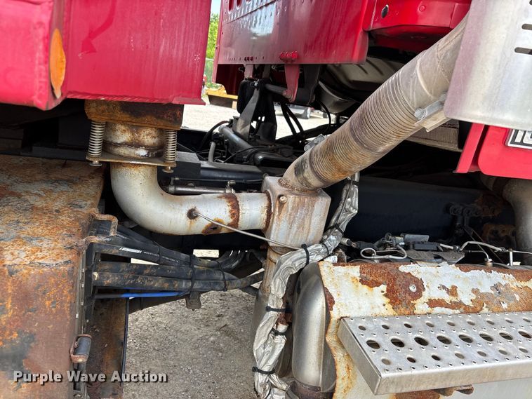 image for item DQ5491 2016 Freightliner 108SD dump truck