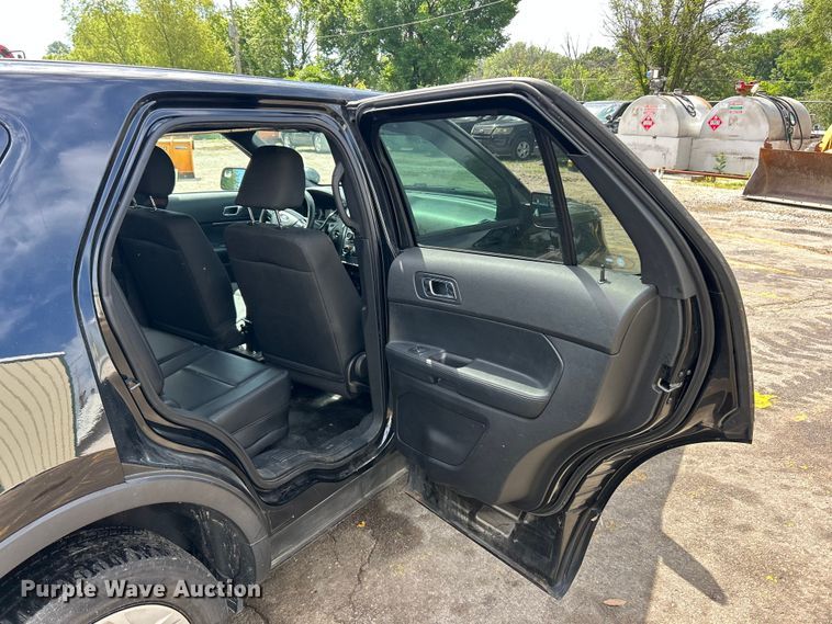 image for item DQ5492 2017 Ford Explorer Police Interceptor SUV