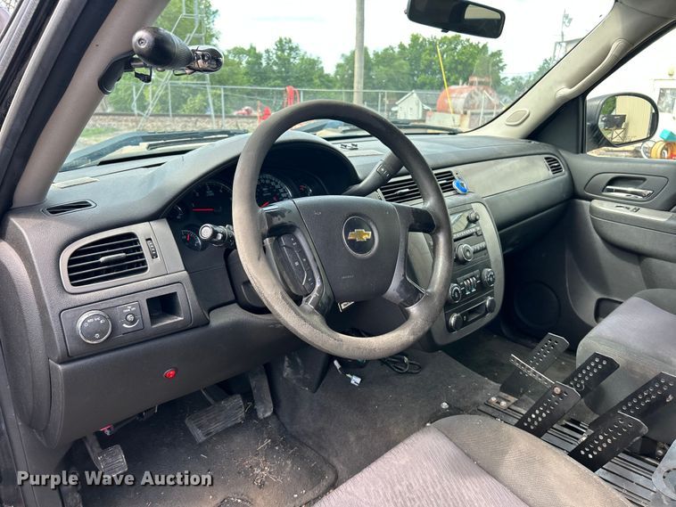 image for item DQ5493 2014 Chevrolet Tahoe Police SUV