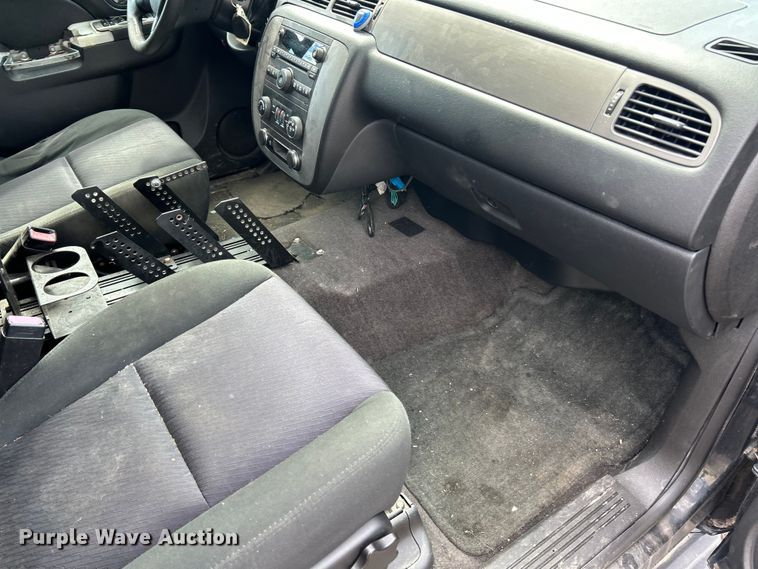 image for item DQ5493 2014 Chevrolet Tahoe Police SUV