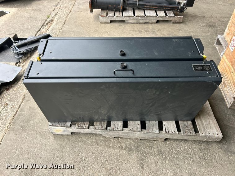image for item DQ5495 Police vehicle equipment