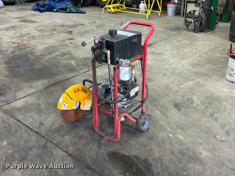 image for item DQ5498 Hydraulic power unit and saw