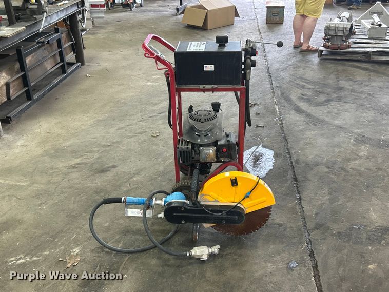image for item DQ5498 Hydraulic power unit and saw