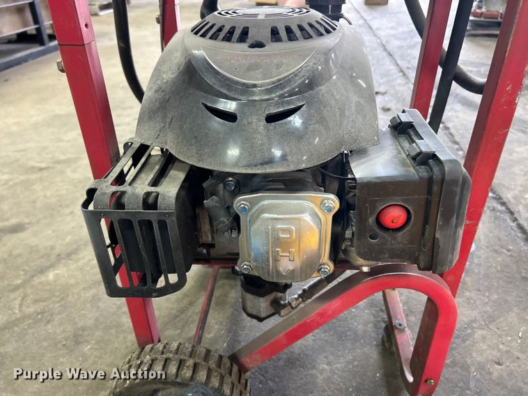 image for item DQ5498 Hydraulic power unit and saw