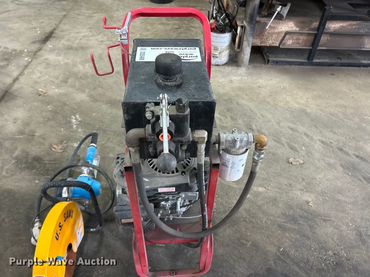 image for item DQ5498 Hydraulic power unit and saw