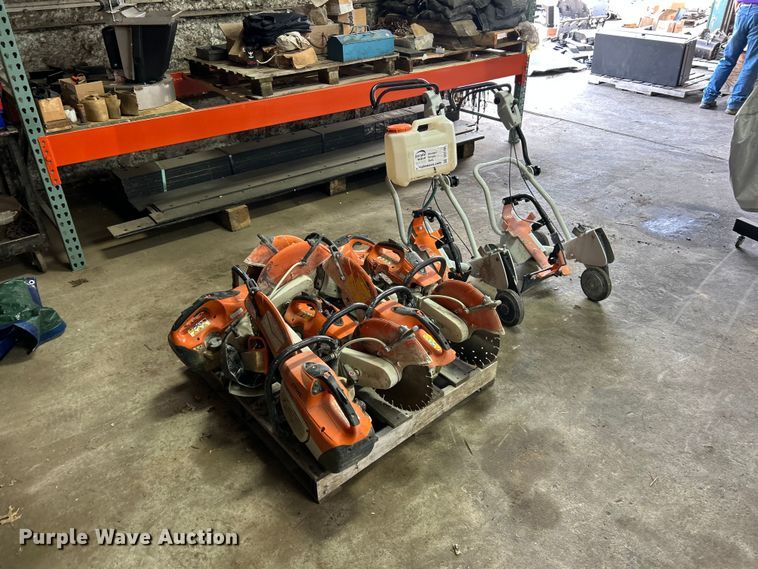 image for item DQ5499 Stihl concrete saws & saw carts