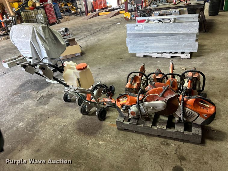 image for item DQ5499 Stihl concrete saws & saw carts