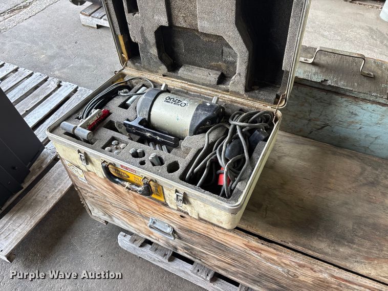 image for item DQ5501 Laser Alignment Inc Beam Aligner 4700 Waterline laser