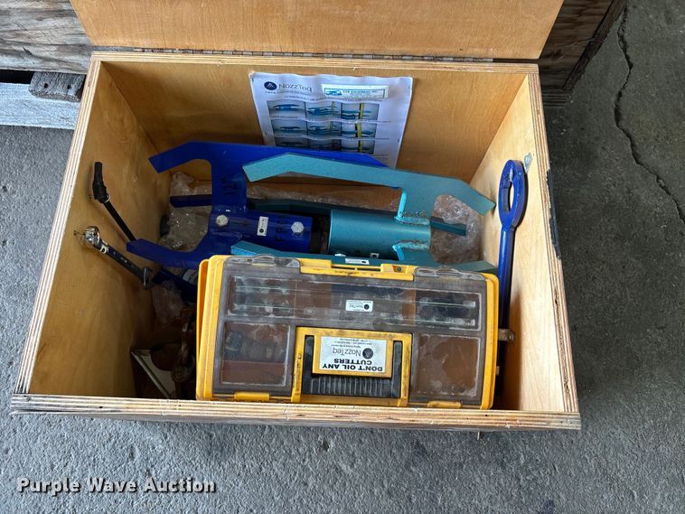 image for item DQ5502 Lumberjack 300 series Sewer root cutter