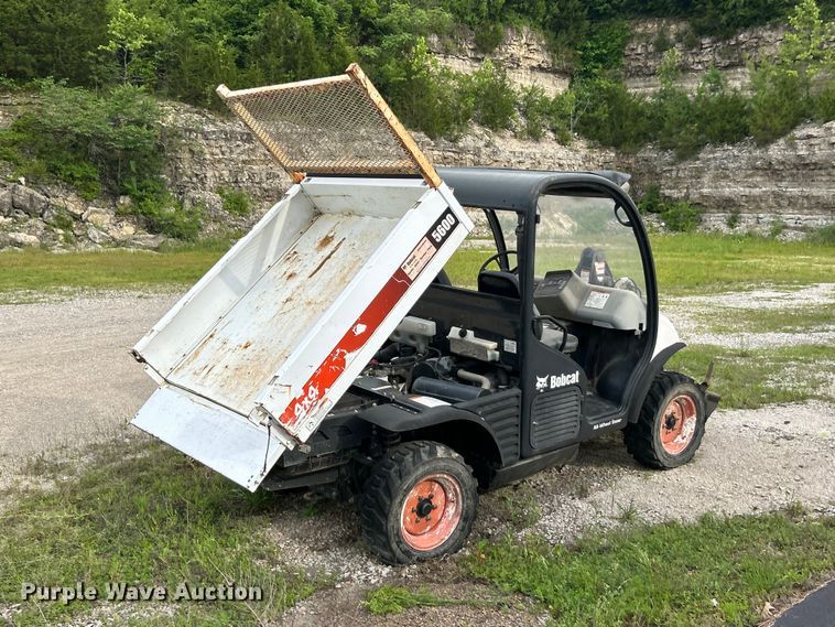 image for item DQ5506 2014 Bobcat 5600 Toolcat utility vehicle