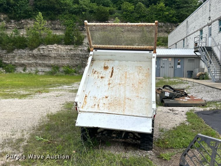 image for item DQ5506 2014 Bobcat 5600 Toolcat utility vehicle
