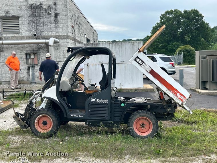 image for item DQ5506 2014 Bobcat 5600 Toolcat utility vehicle