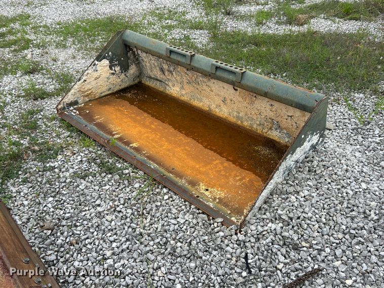 image for item DQ5506 2014 Bobcat 5600 Toolcat utility vehicle