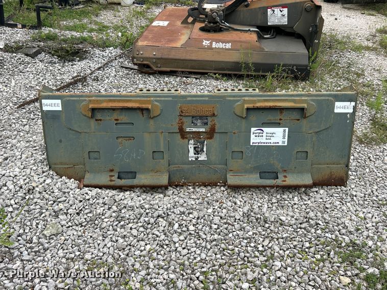 image for item DQ5506 2014 Bobcat 5600 Toolcat utility vehicle