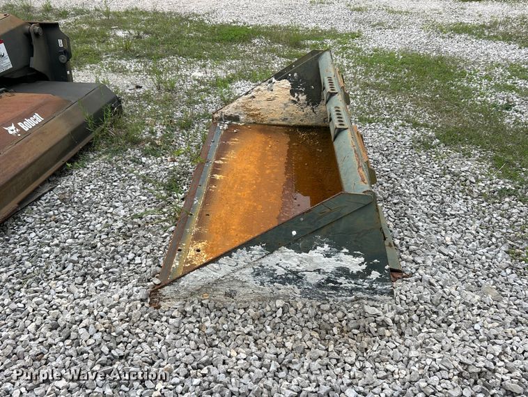 image for item DQ5506 2014 Bobcat 5600 Toolcat utility vehicle