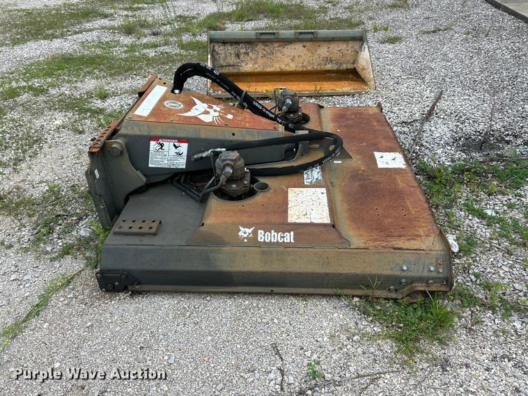 image for item DQ5507 2014 Bobcat 72 rotary mower