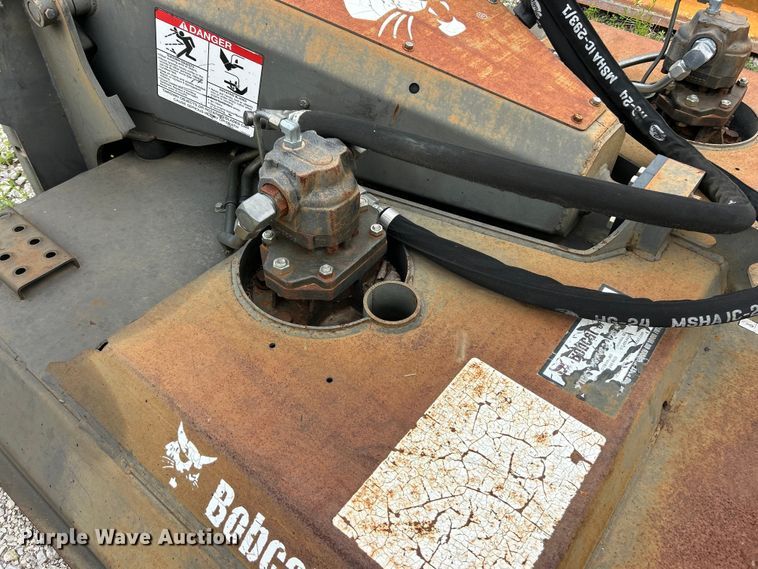 image for item DQ5507 2014 Bobcat 72 rotary mower