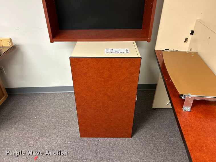 image for item DQ5511 Office furniture