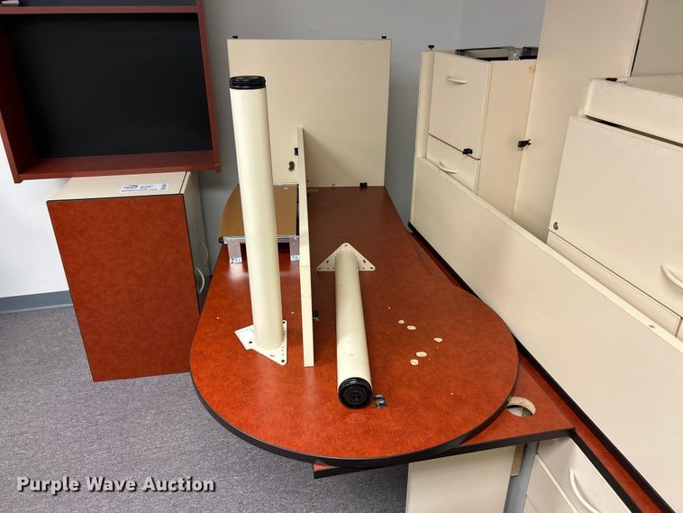 image for item DQ5511 Office furniture