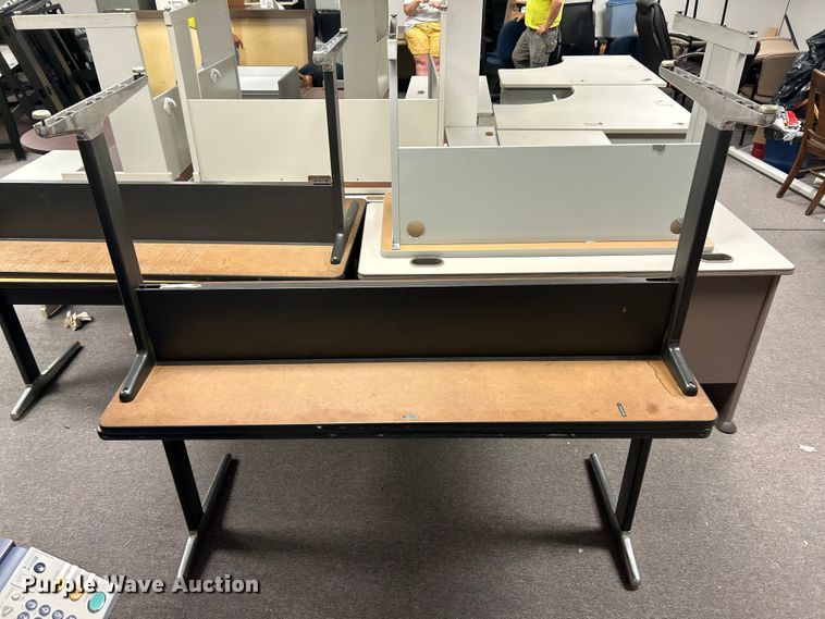 image for item DQ5515 Office tables