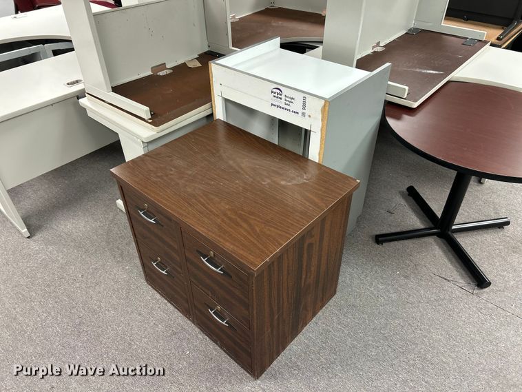 image for item DQ5515 Office tables