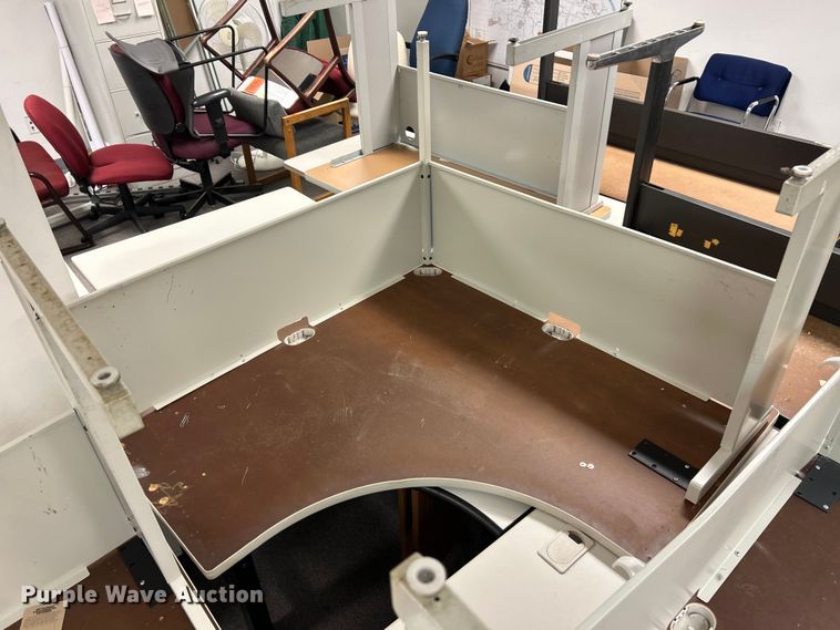 image for item DQ5515 Office tables