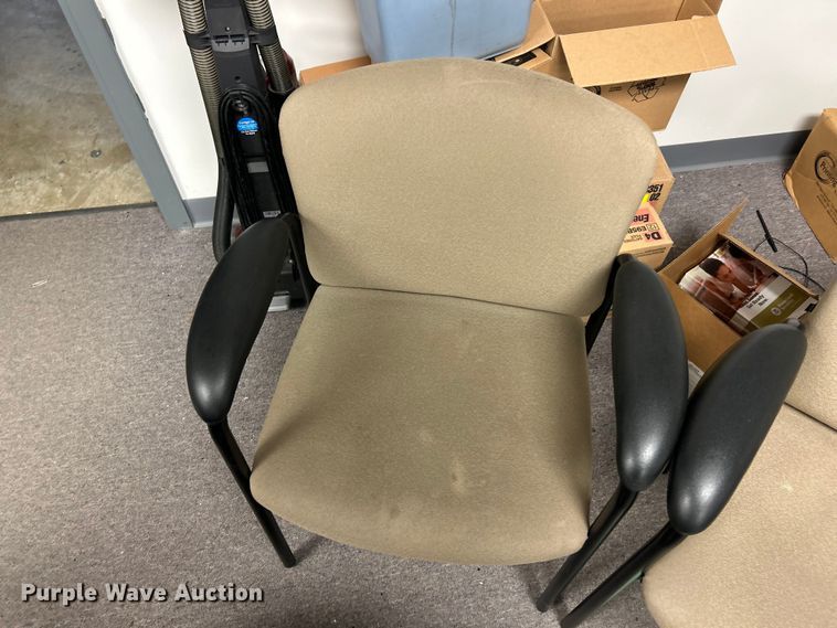 image for item DQ5518 (28) office chairs
