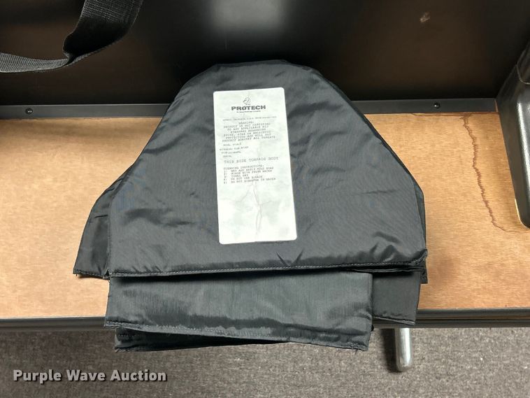 image for item DQ5519 Police equipment