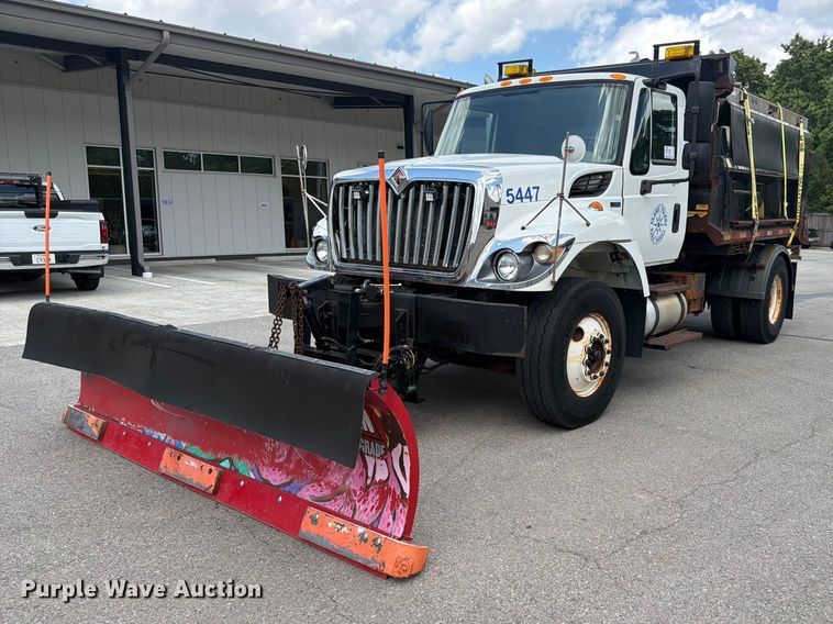 2013-international-workstar-7400-dump-truck #1490526