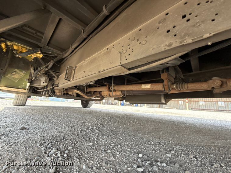 image for item DR1006 2016 Ford E450 shuttle bus