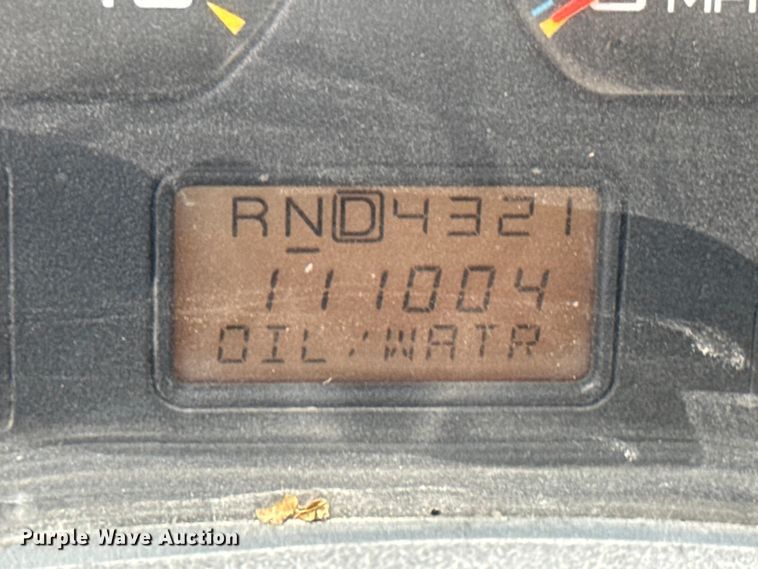 image for item DV2016 2006 International MA035 refuse truck