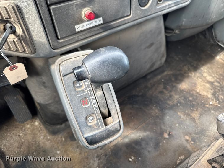 image for item DV2017 2003 International 7400 dump truck