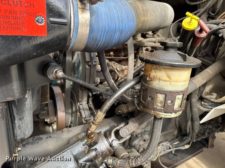 image for item DV2017 2003 International 7400 dump truck