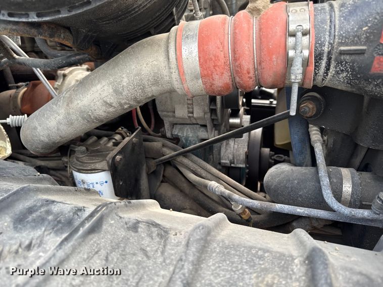 image for item DV2017 2003 International 7400 dump truck