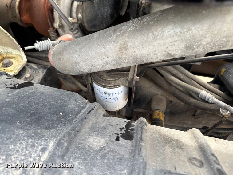 image for item DV2017 2003 International 7400 dump truck