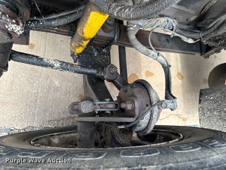 image for item DV2017 2003 International 7400 dump truck