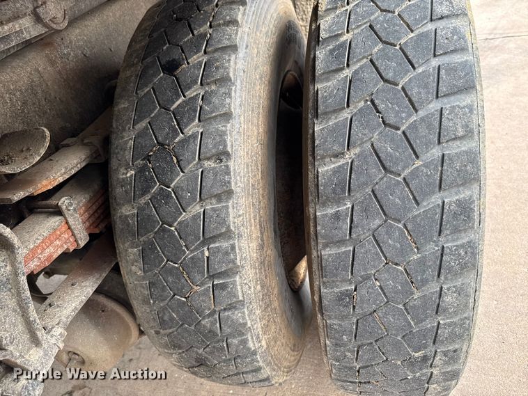image for item DV2017 2003 International 7400 dump truck