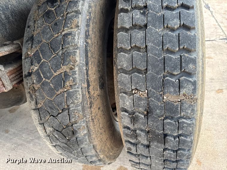 image for item DV2017 2003 International 7400 dump truck