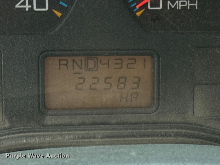 image for item DV2018 2007 International 4400 refuse truck