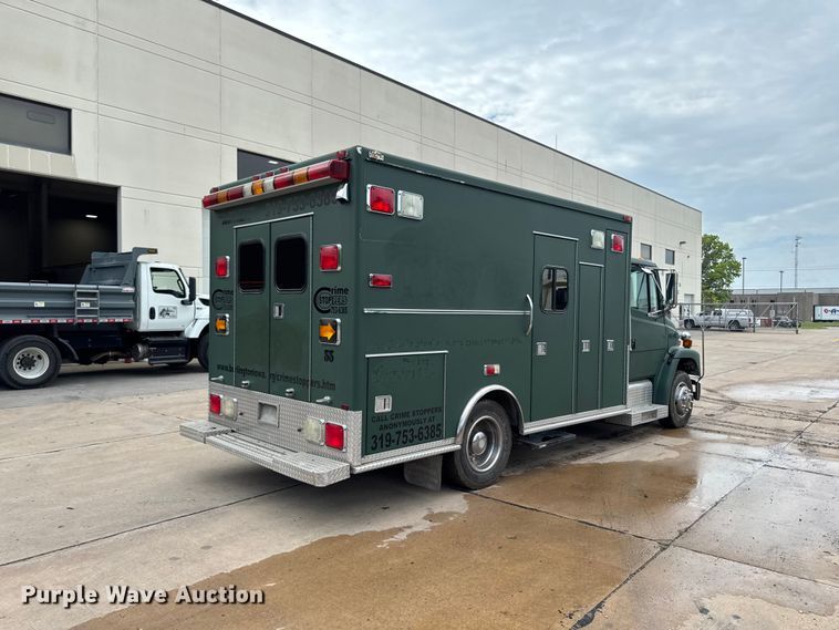 image for item DV2019 1999 Freightliner FL50 ambulance