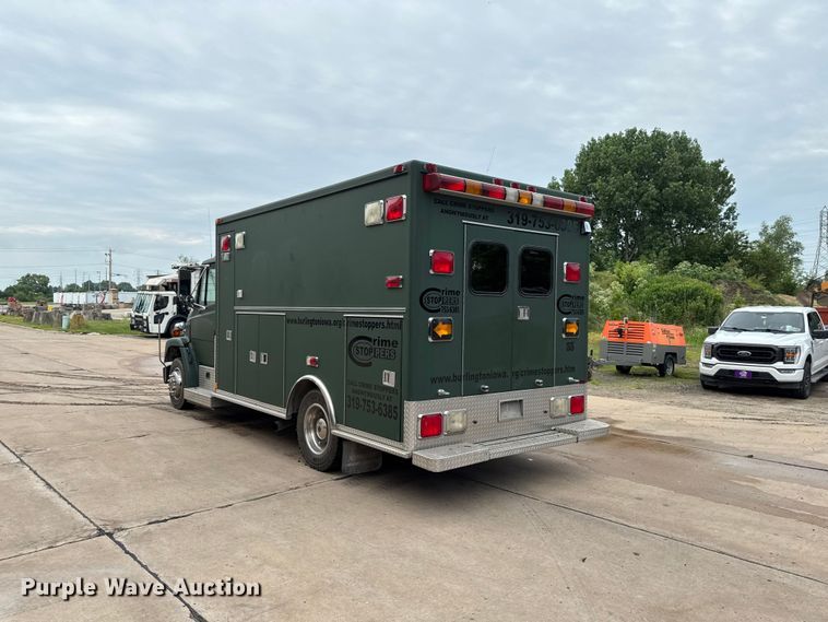 image for item DV2019 1999 Freightliner FL50 ambulance