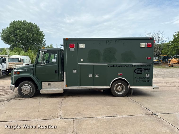 image for item DV2019 1999 Freightliner FL50 ambulance