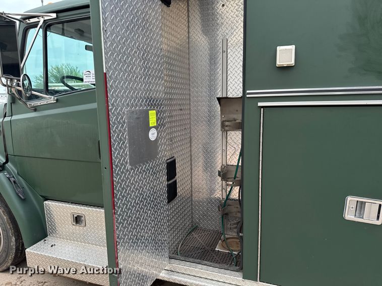 image for item DV2019 1999 Freightliner FL50 ambulance