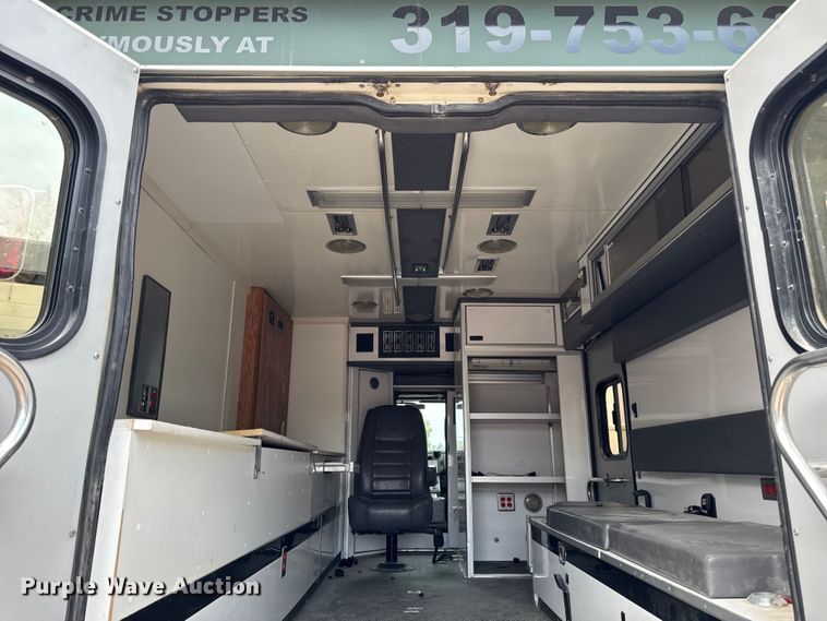image for item DV2019 1999 Freightliner FL50 ambulance