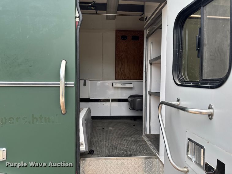 image for item DV2019 1999 Freightliner FL50 ambulance