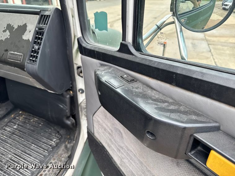 image for item DV2019 1999 Freightliner FL50 ambulance