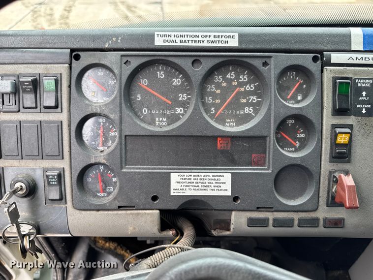 image for item DV2019 1999 Freightliner FL50 ambulance